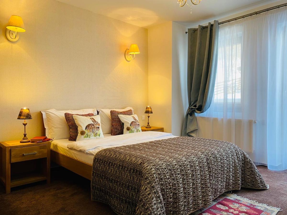 Pensiunea Doina Bucovinei Hotel Manastirea Humorului Luaran gambar