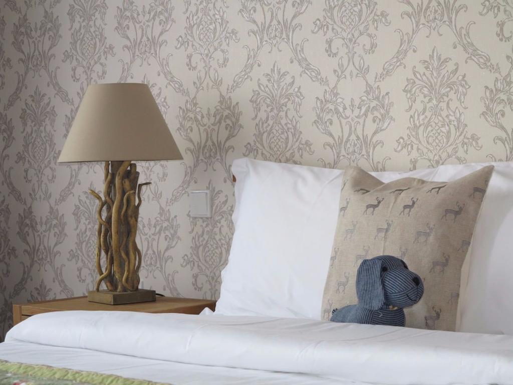 Pensiunea Doina Bucovinei Hotel Manastirea Humorului Luaran gambar